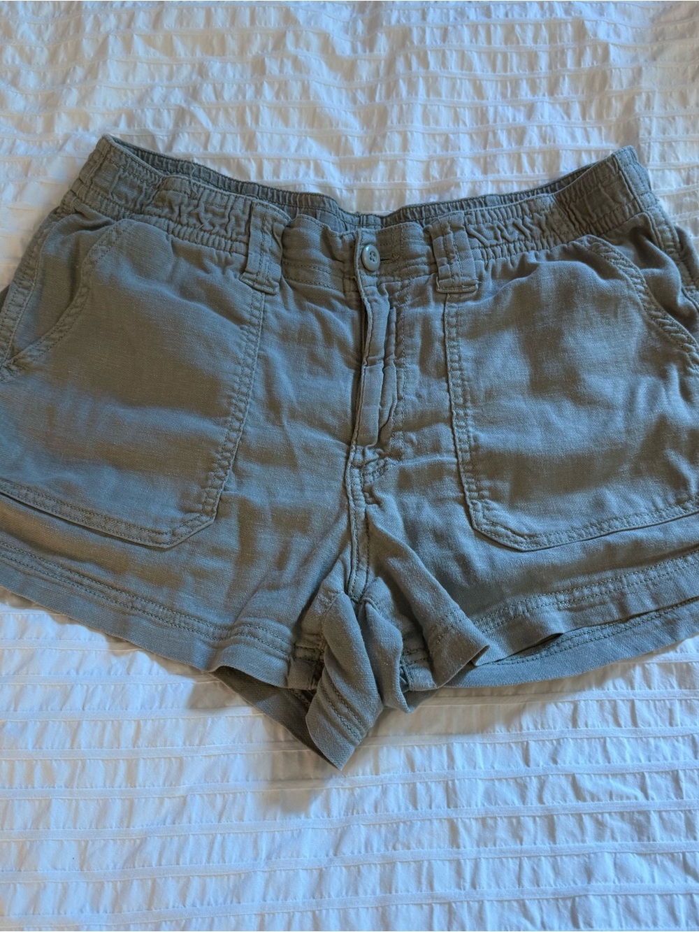 American Eagle Outfitters Olive Green Cargo Shorts